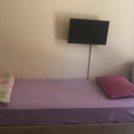 Hotell Ebay *